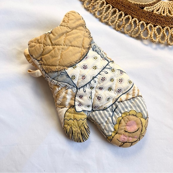 Vintage 80s Cat Cottagecore Quilted Oven Mitt Potholder - Picture 4 of 6